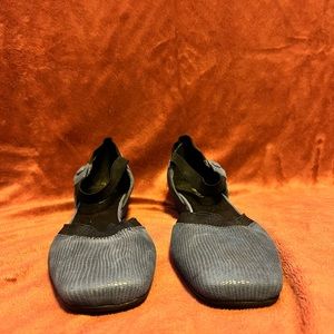 Blue Vaneli dress shoes